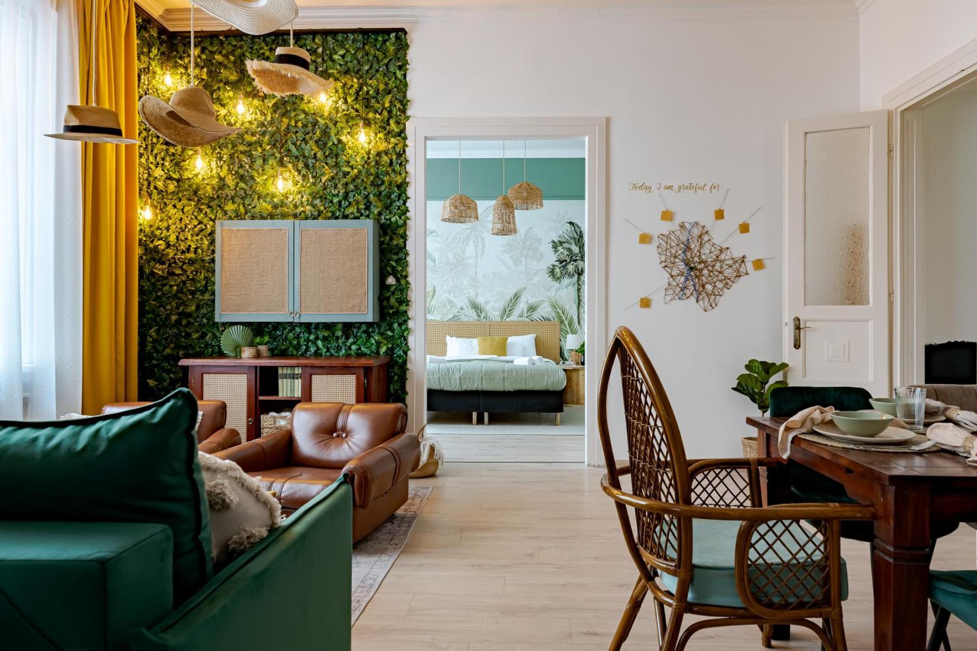 Jungle Aesthetics Downtown Apartman Aircon And Garage Parking Budapeszt Zewnętrze zdjęcie