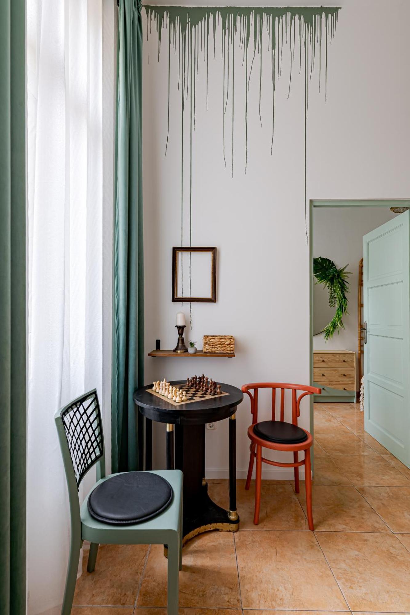 Jungle Aesthetics Downtown Apartman Aircon And Garage Parking Budapeszt Zewnętrze zdjęcie