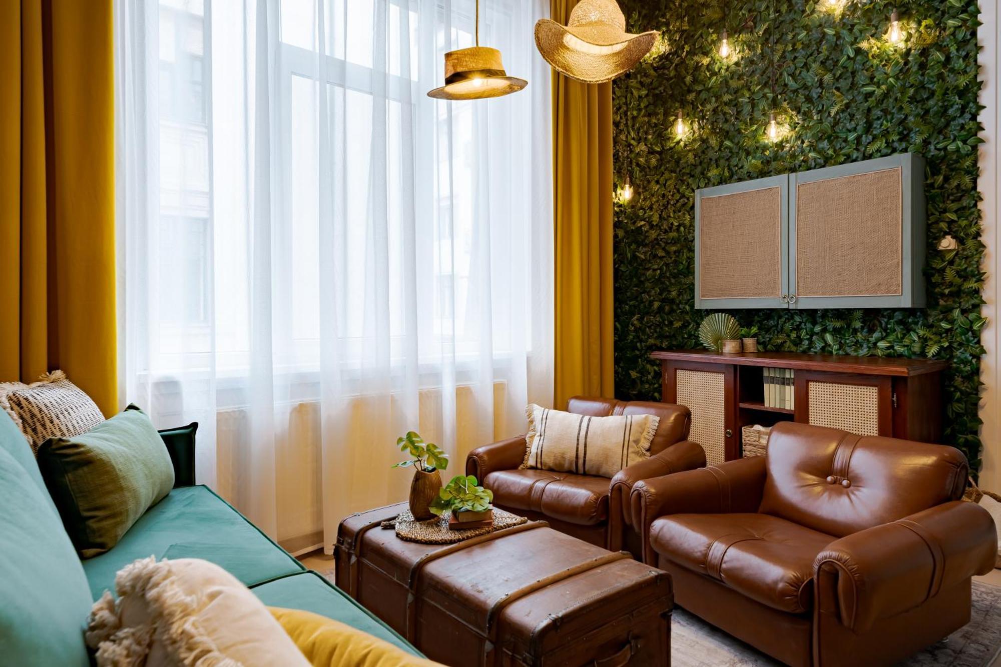 Jungle Aesthetics Downtown Apartman Aircon And Garage Parking Budapeszt Zewnętrze zdjęcie