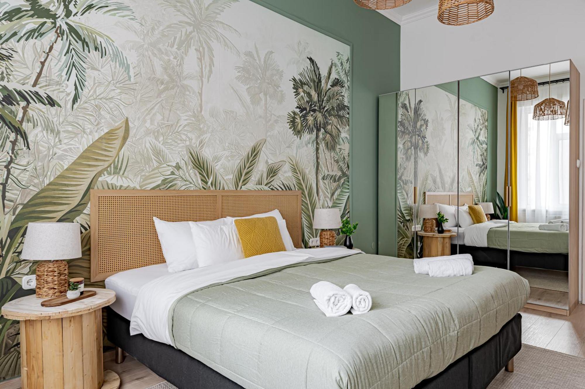 Jungle Aesthetics Downtown Apartman Aircon And Garage Parking Budapeszt Zewnętrze zdjęcie